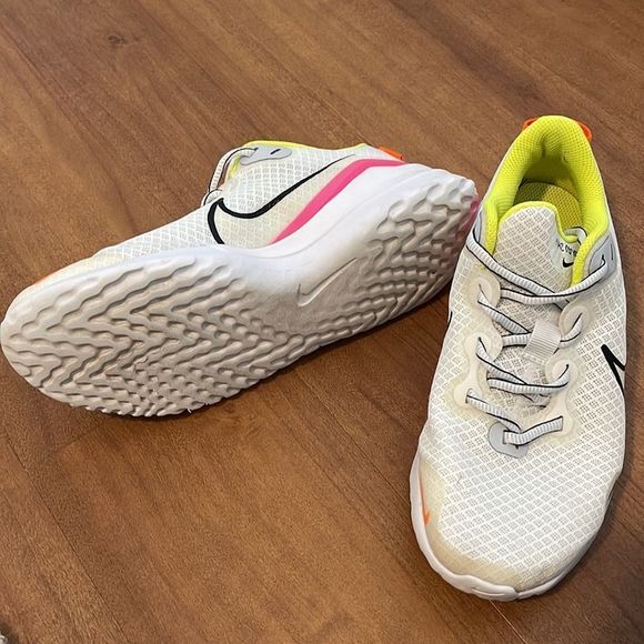Nike renew sneakers. White with neon colors, size 7. Good condition - Picture 5 of 6